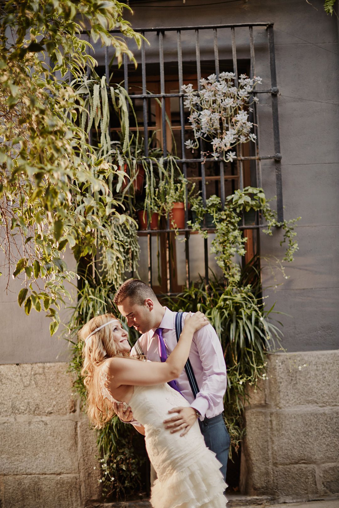 Las-mejores-fotos-de-boda-de-Madrid-diferentes-originales-naturales-con-estilo-reportajes-de-boda-espontáneos (1225)