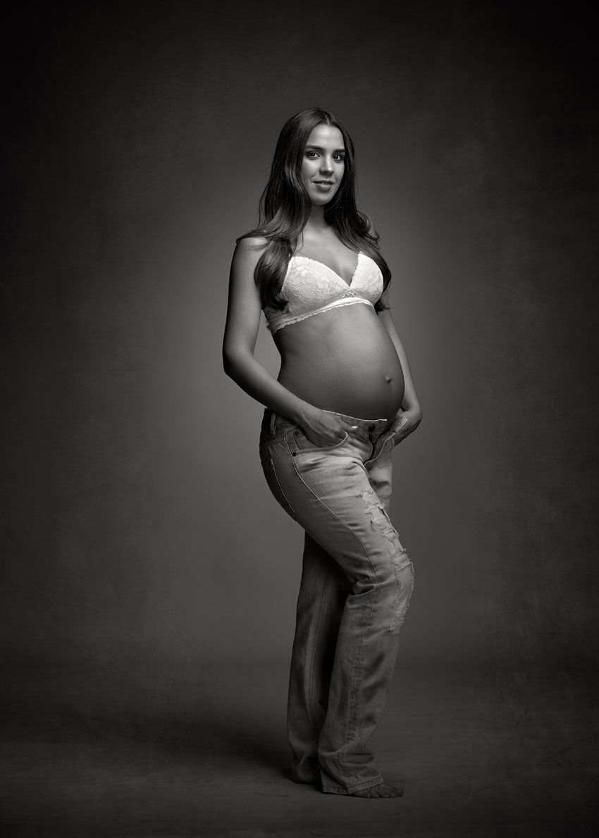 fotografia diferente embarazo original maternidad blanco y negro madrid